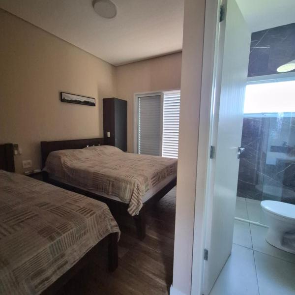 Refugio 4 suites com ar condicionado e piscina - Foto 4