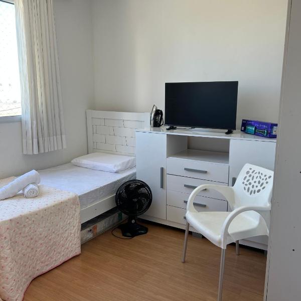 Quarto Privado em apê familiar, 7 minutos do AEROPORTO - Com Piscina - Foto 2