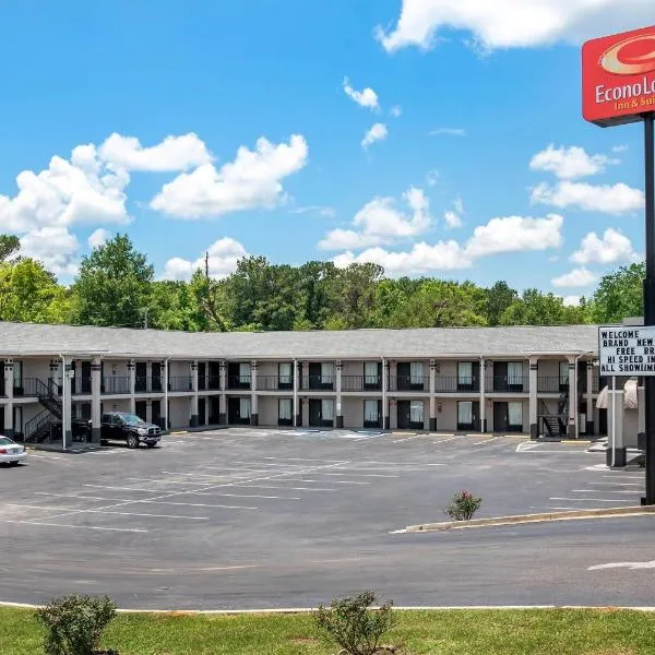 Econo Lodge Inn & Suites Evergreen, hotel in Evergreen