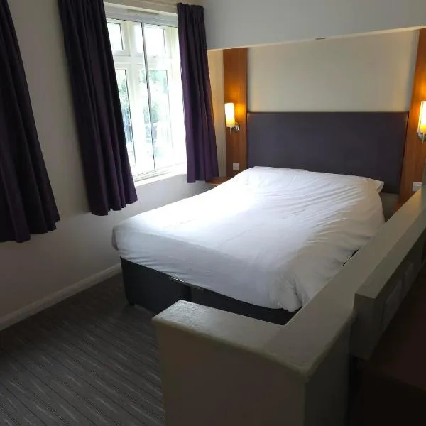 Charter Hotel Bournemouth, hotel en Bournemouth