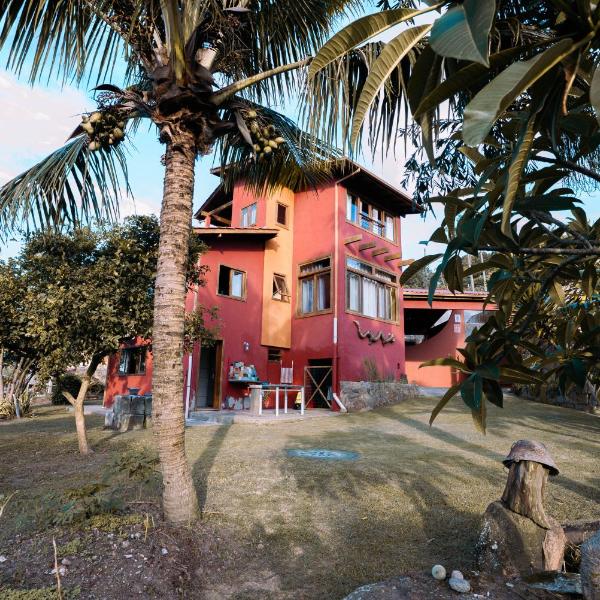 Casa Charmosa com Jardim