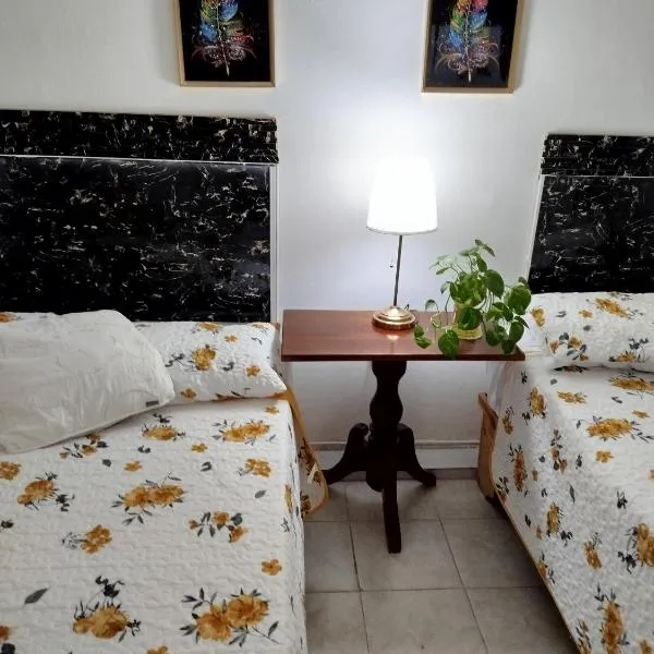 Hotel El Almendro, ξενοδοχείο σε Pedernales