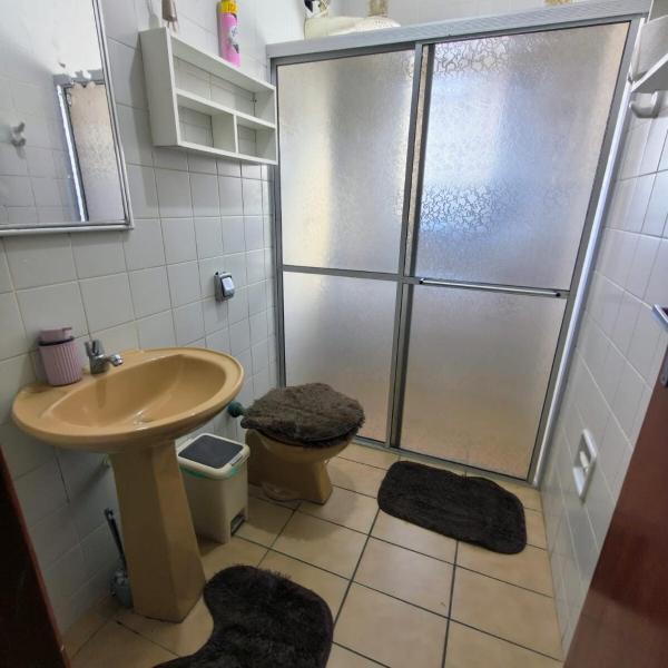 Casa aconchegante para até 10 pessoas área central Guaratuba! - Foto 3