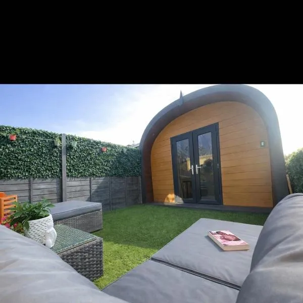 Willow Nook, near Saundersfoot and Tenby, hotel en Saundersfoot