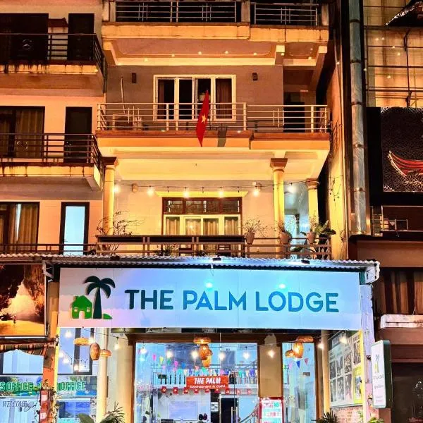 The Palm Lodge, Hotel in Bố Trạch