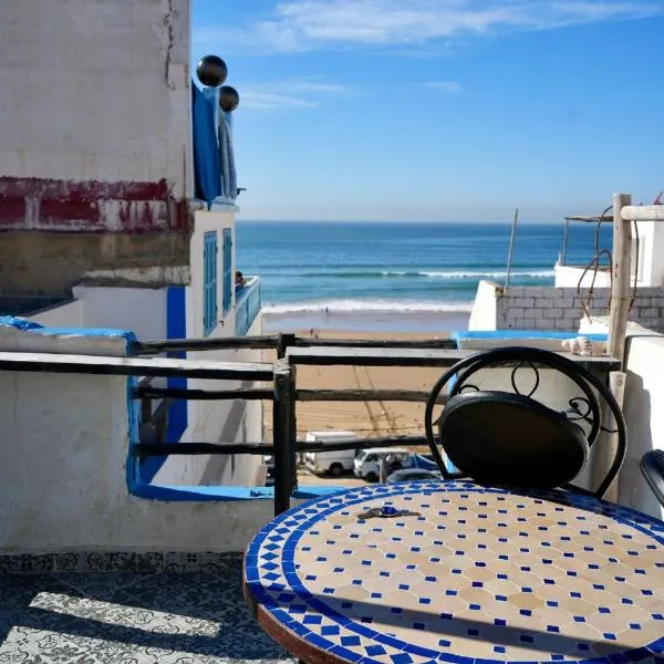 tamazirt surf house, hotel in Taghazout