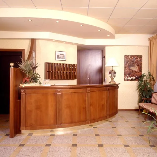 Hotel Melecchi, viešbutis mieste Piaggiori