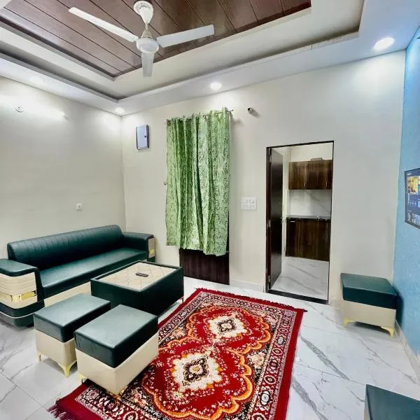 ZenRoofs - 3 BHK Cozy Flat, hotel di Jaipur