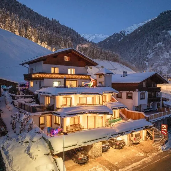 Art-Apartments Kartnaller superior, hotel a Neustift im Stubaital