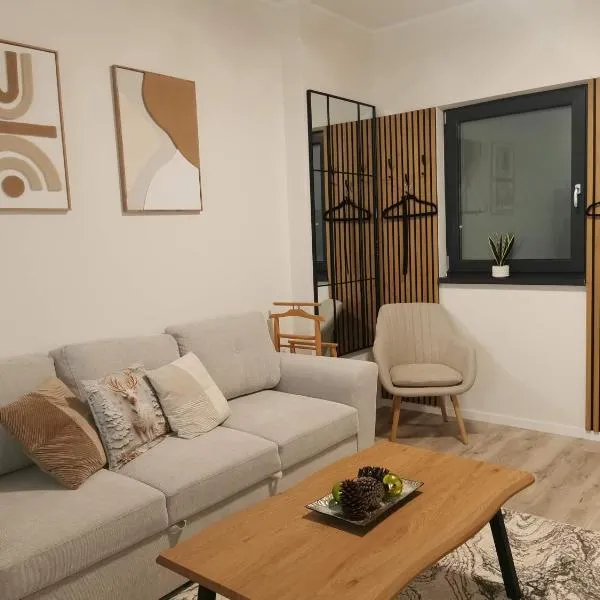 River Apartman 1, hotel em Odorheiu Secuiesc