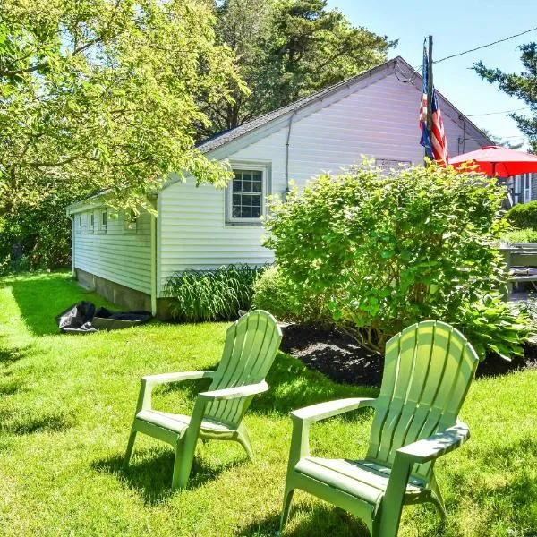 2 mins from Nauset Beach, hotel in Orleans