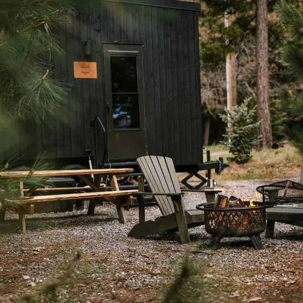 Postcard Cabins Big Bear, Outdoor Collection by Marriott Bonvoy, hotell sihtkohas Running Springs
