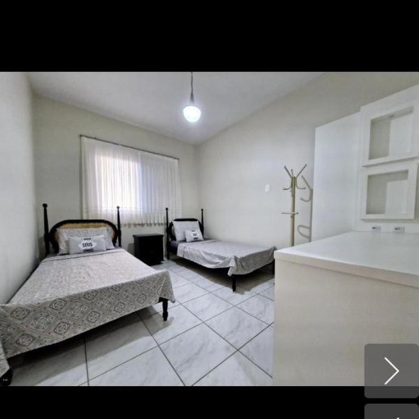 Apartamento amplo a 100 metros da praia - Foto 3