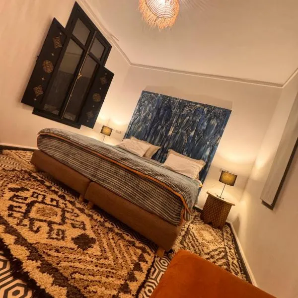 Ecolodge Dar bouhouta, готель у місті Таханнаут