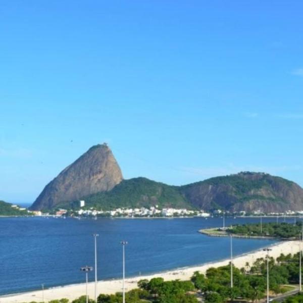 Apartamento para até 4 pessoas no Flamengo