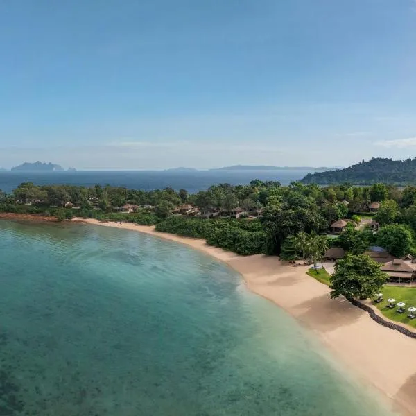 The Naka Island, a Luxury Collection Resort & Spa, Phuket, Hotel in Ko Naka