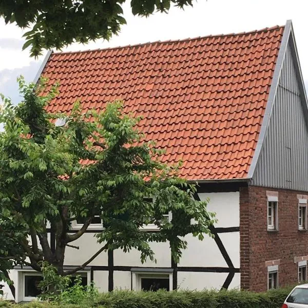 Fachwerkhaus mit Garten nah an Stadt und Natur, hotel a Unna