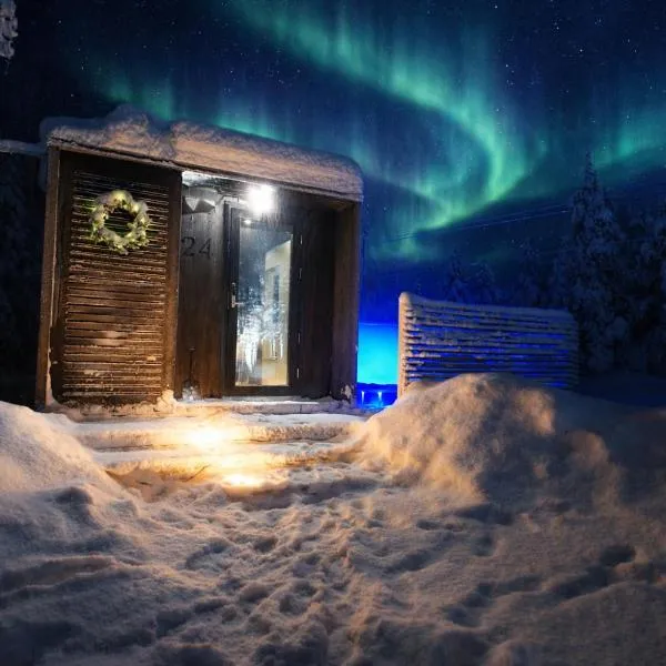 Aurora Igloo Village Ylläs Nox Suite - Hot Tub、ユッラスヤルヴィのホテル