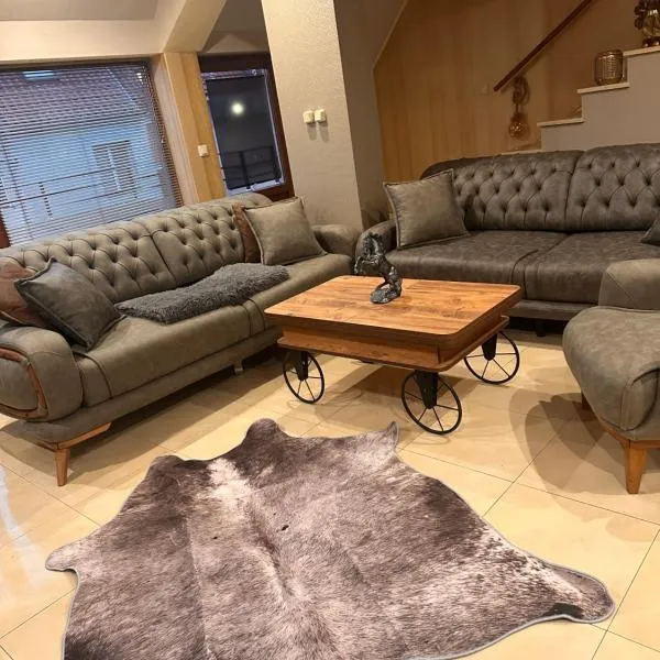 Мезонет “Djanina”, hotel in Sandanski