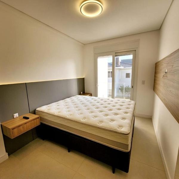 Casa nova, totalmente climatizada em condomínio de luxo - Foto 2