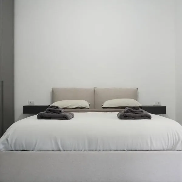 Milan Apartment - Nolo, hotel di Milan