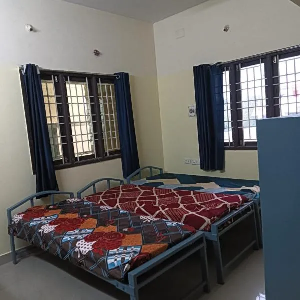 4Seasons mens Hostel, hotell i Chennai