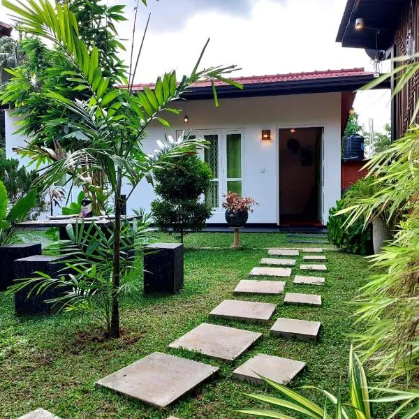 Dhanashi Villa Talalla, Hotel in Talalla