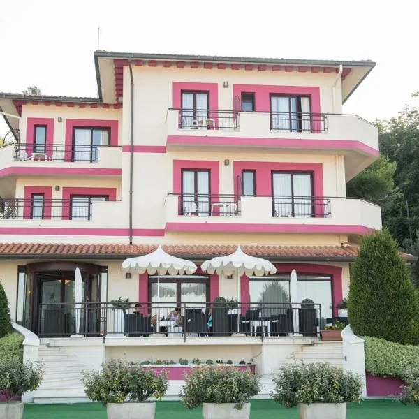 Hotel Levante, hotel v destinácii Fossacesia