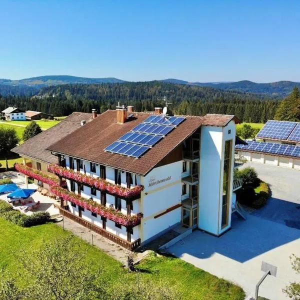 Hotel Märchenwald, hotel en Haidmühle