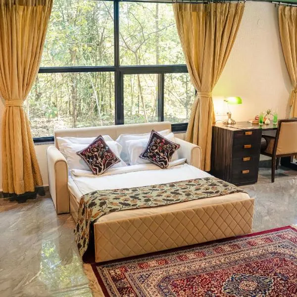 Pench Wilderness Camp Resort, hótel í Khawāsa