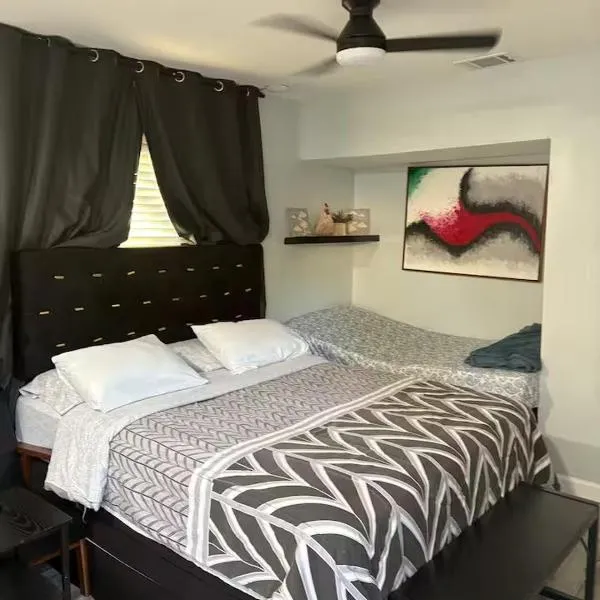 Keese's Cottages by the Ocean, hotelli kohteessa Lauderdale-By-The-Sea