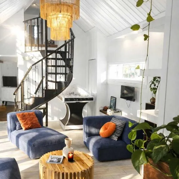 Maison du Village - Nature Beach Bike & Village, hôtel à Eastman