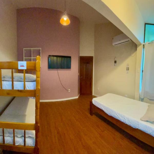 Casa com piscina próximo a praias e aeroporto - Foto 2