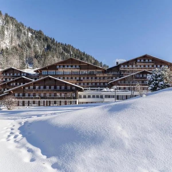 HUUS Gstaad、グスタードのホテル