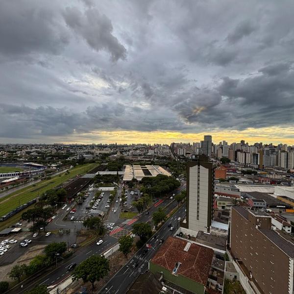 Apartamento 2 quartos vista urbana