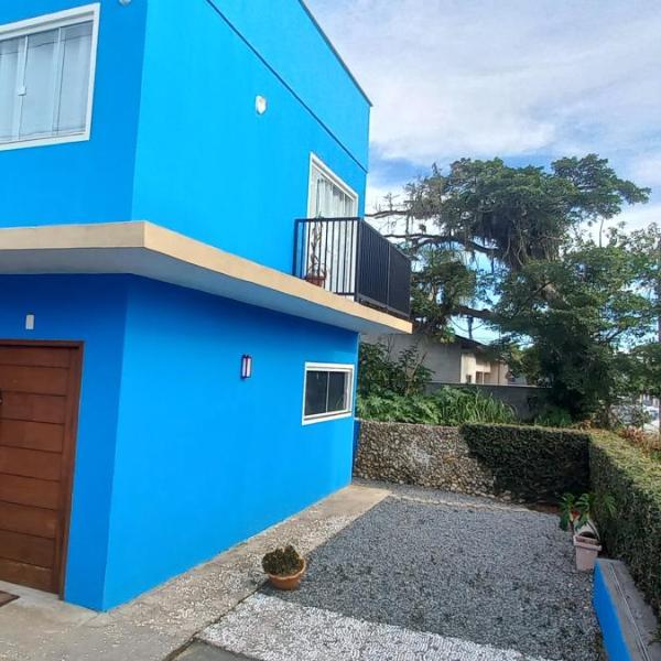 Morada Oceano Azul - conforto em São Francisco do Sul, ao lado da praia da Enseada