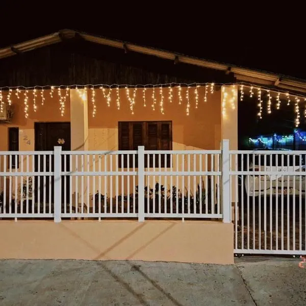 Habitación Familiar, hotel in Pântano Grande