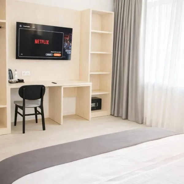 Niko Hotel am Hannover Hbf, хотел в Хановер