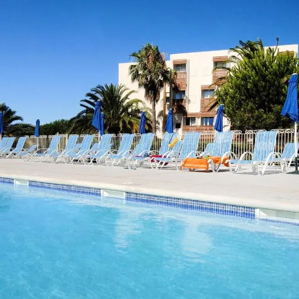 Vacancéole - Résidence L'Ile d'Or, hotel in La Londe-les-Maures