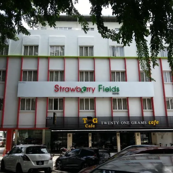 Hotel Strawberry Fields, hotel en Petaling Jaya