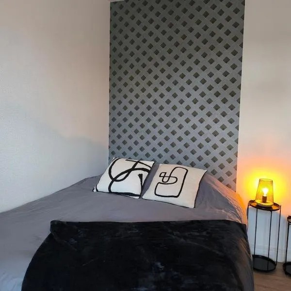 Châteauroux में, होटल Le 6, bedandberry private parking