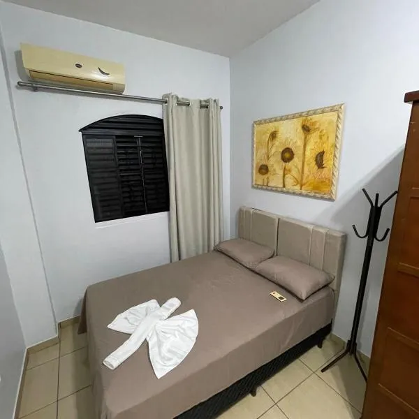 Residencial Mandi โรงแรมในกวาอิรา