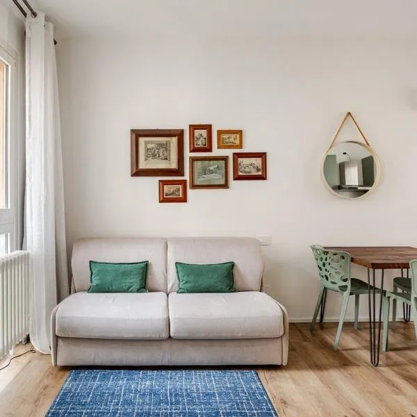 Suite Piermarini in Centro Monza 15min da Milano, viešbutis mieste Monca