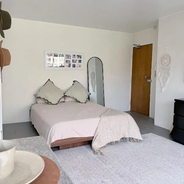 Potts Point Cozy Studio Near Parks Water, Hotel in Sydney