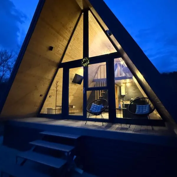 A Frame Loft Calimanesti, hotell i Călimăneşti