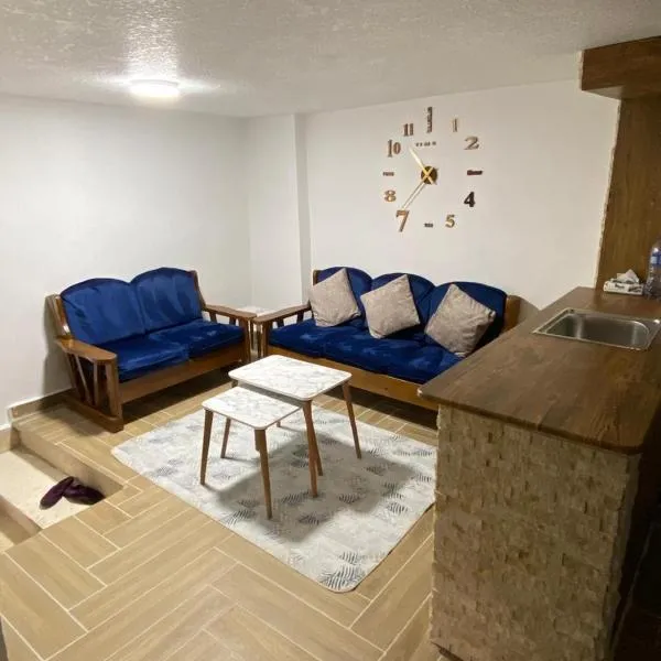 Kirakoupdolis house & restaurant, hotel Kerakban