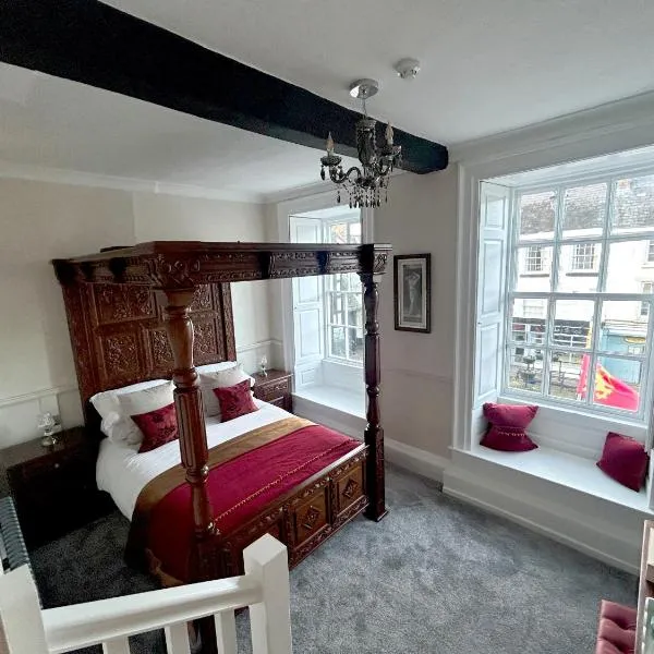 Community Owned Gwesty Owain Glyndwr Hotel, khách sạn ở Corwen