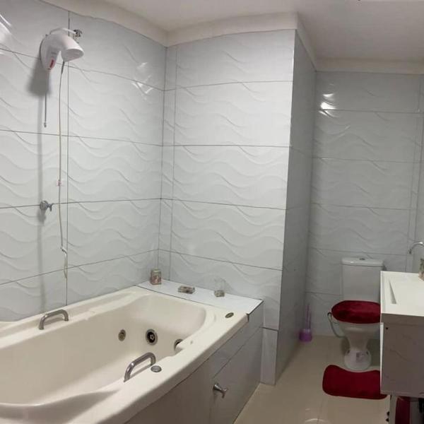 Kitnet com hidromassagem , 400 metros da praia - Foto 2