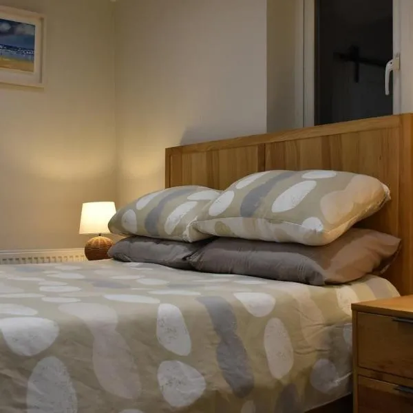 Saoirse New Cosy 1 Bedroom En suite Apartment, Hotel in Kinsale