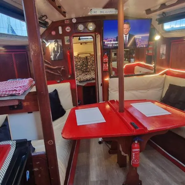 Voilier de tout confort – hotel w mieście Cherbourg en Cotentin